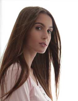 hena 22 year female call girls in Darjeeling